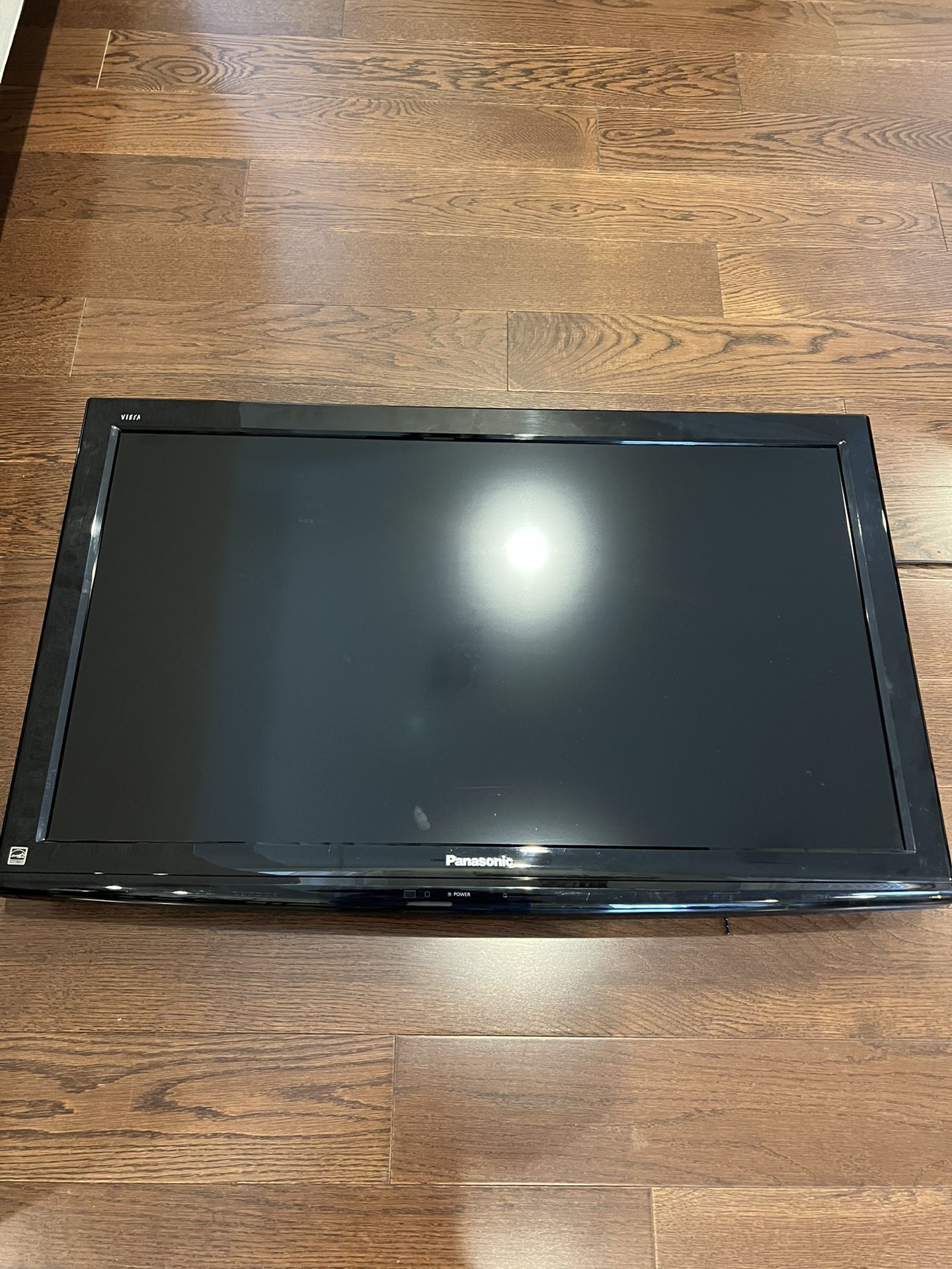 Panasonic 37” Flatscreen TV