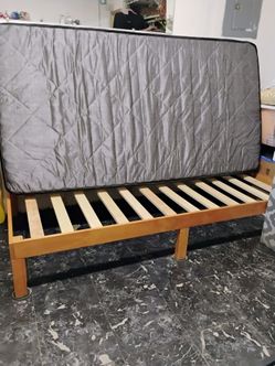 Twin size bed for free