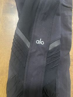 Alo Leggings