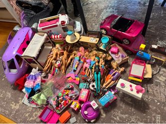 Barbie Collection - SO MUCH STUFF