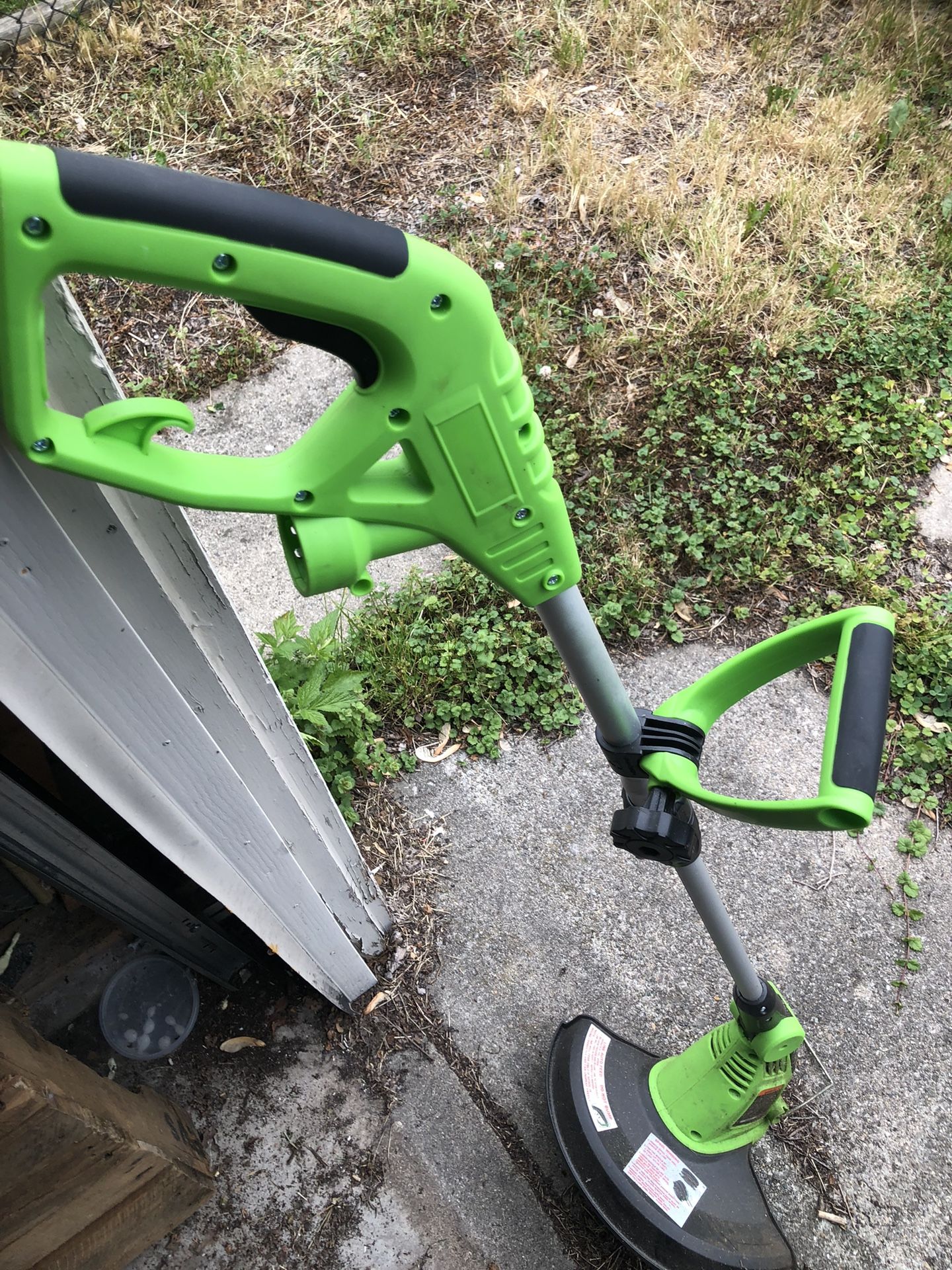 Electric String Trimmer