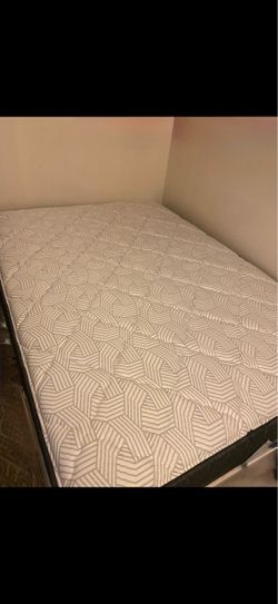Full Mattress and boxspring