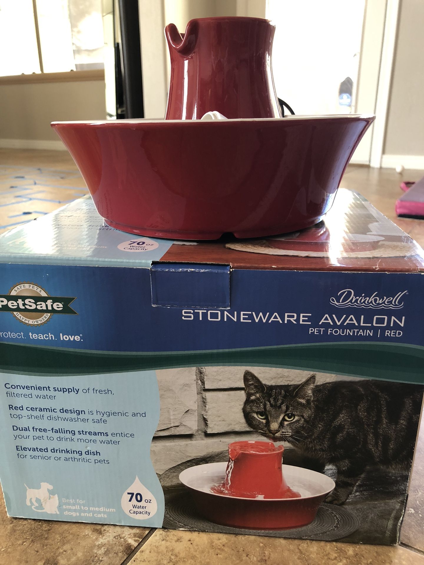 Pet Fountain Stoneware Avalon Drinkwell With Brushes And Carbon