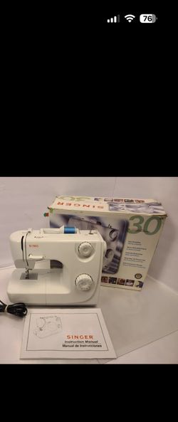 Used Singer Model 8280 Sewing Machine no Pedal UNTESTED