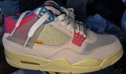 WOMEN'S 
AIR JORDAN 4 RETRO SP
