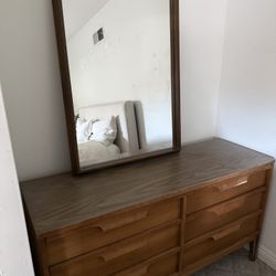 Mid Century Dresser W Mirror 
