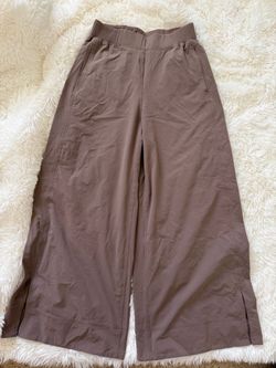 Lululemon Women's Wide Leg Pants