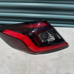 2022-2023-2024 HONDA CIVIC LEFT DRIVER SIDE OUTER TAIL LIGHT W/LED OEM