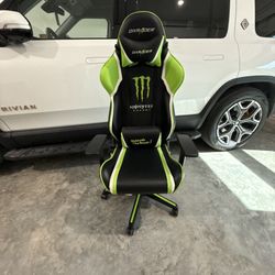 Monster Gaming Chair DXRACER (Great Condition)