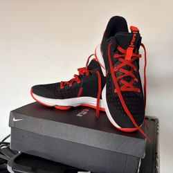 Size 11US Nike LeBron Witness 5 in the classic 'Bred' (Black/University Red)