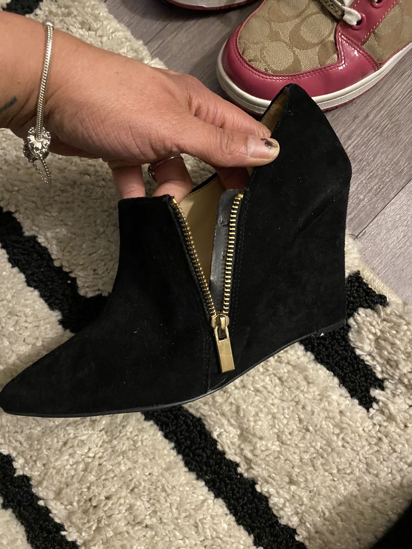 Jessica Simpson Wedges