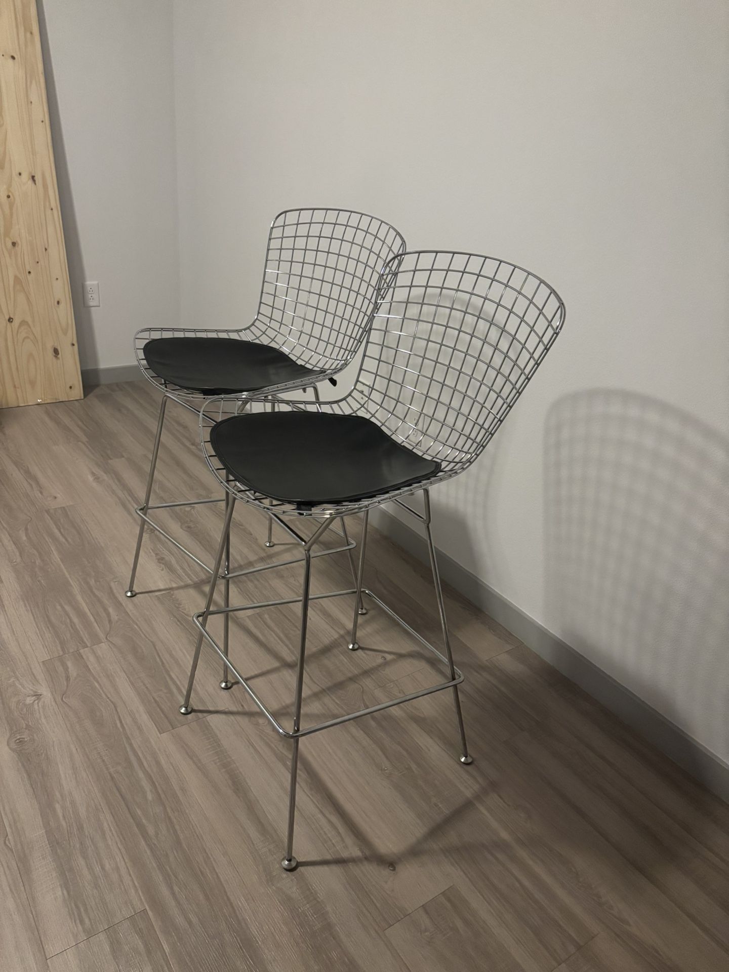 Black Mid-century Style Chrome Wire Bar Stools