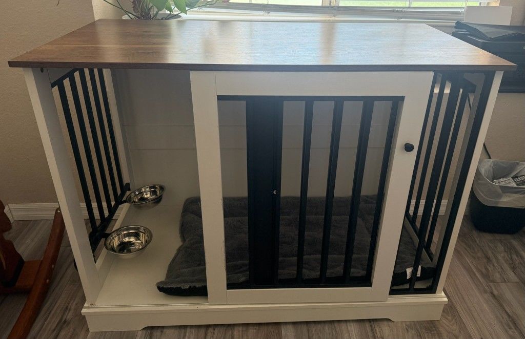 Furniture Dog Crate W Food Bowls