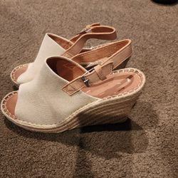 Tom's Wedge Sandles