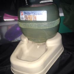 Small pet water fountain not electric only $10 firm