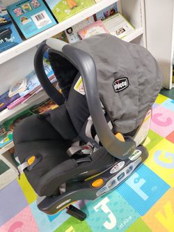 Chicco Keyfit 30 Infant Carseat