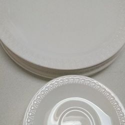 Platos son 8 de cada uno pueden ser más