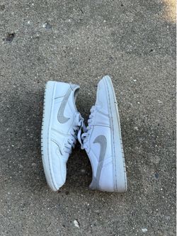 JORDAN 1 LOW NEUTRAL GREY SZ 10.5 NO BOX