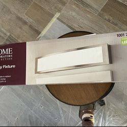 2 Vanity Fixture LED / 2 Lampara Para Baño $10 Ea