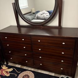 8 Drawer Dresser With Round Mirror
