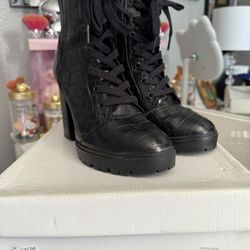 Beautiful Steve Madden Boots 