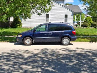2004 Chrysler Town & Country