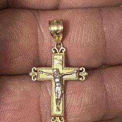 10-carat gold cross weighs exactly 1.7g, asking for $240 firm price, cash only
