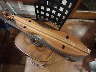 McSpadden Dulcimer - model M-12W + Case - Vintage 1990