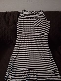 Ladies summer dress size X/L $5