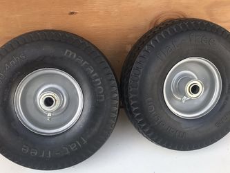Two flat free wheels