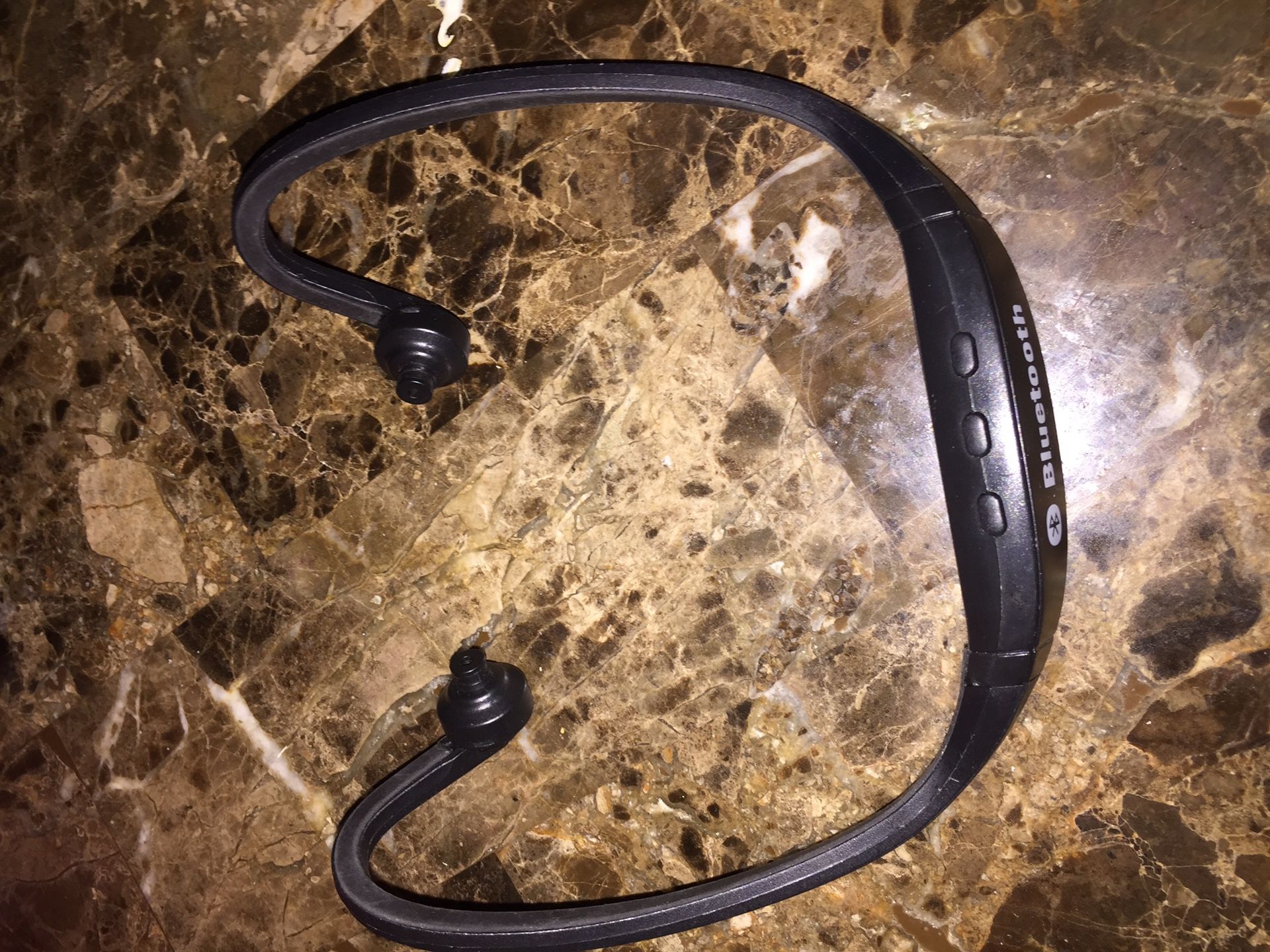 Wireless Bluetooth Headphones With Noise cancellation