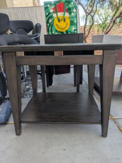 End table