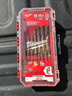 Milwaukee 15-Piece Red Helix Titanium Drill Bit Set