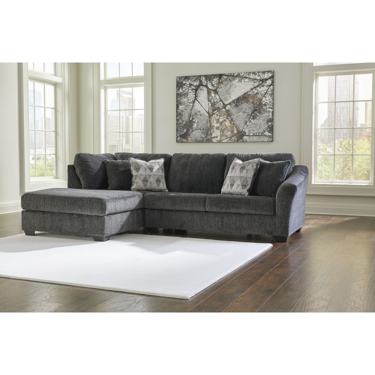 Biddeford 2pc Sectional with Chaise