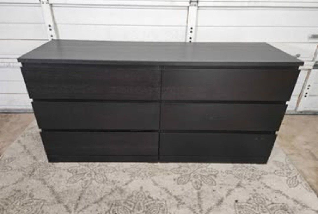 6-Drawer Dresser, Good Conditions👍, Black Color, Measurement: Wide 63" × Deep 19" × Height 31"