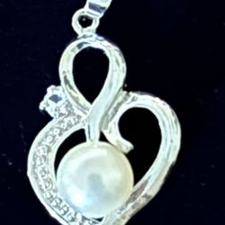 Natural Real 10mm Pearl Pendent