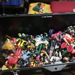 Very valuable antique figurines cartoon characters that's antique