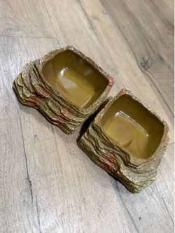 Medium reptile water dishes ( realistic terraced rock bowls)