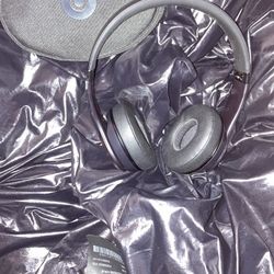 Pro Beats Headphones With Case And Charger