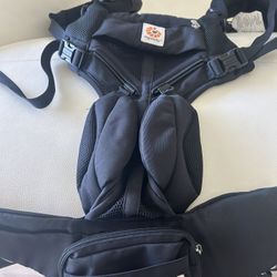 Ergobaby Carrier