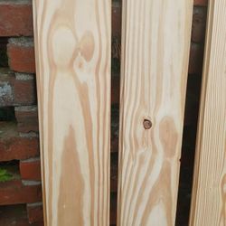 Knotty Pine Flooring 