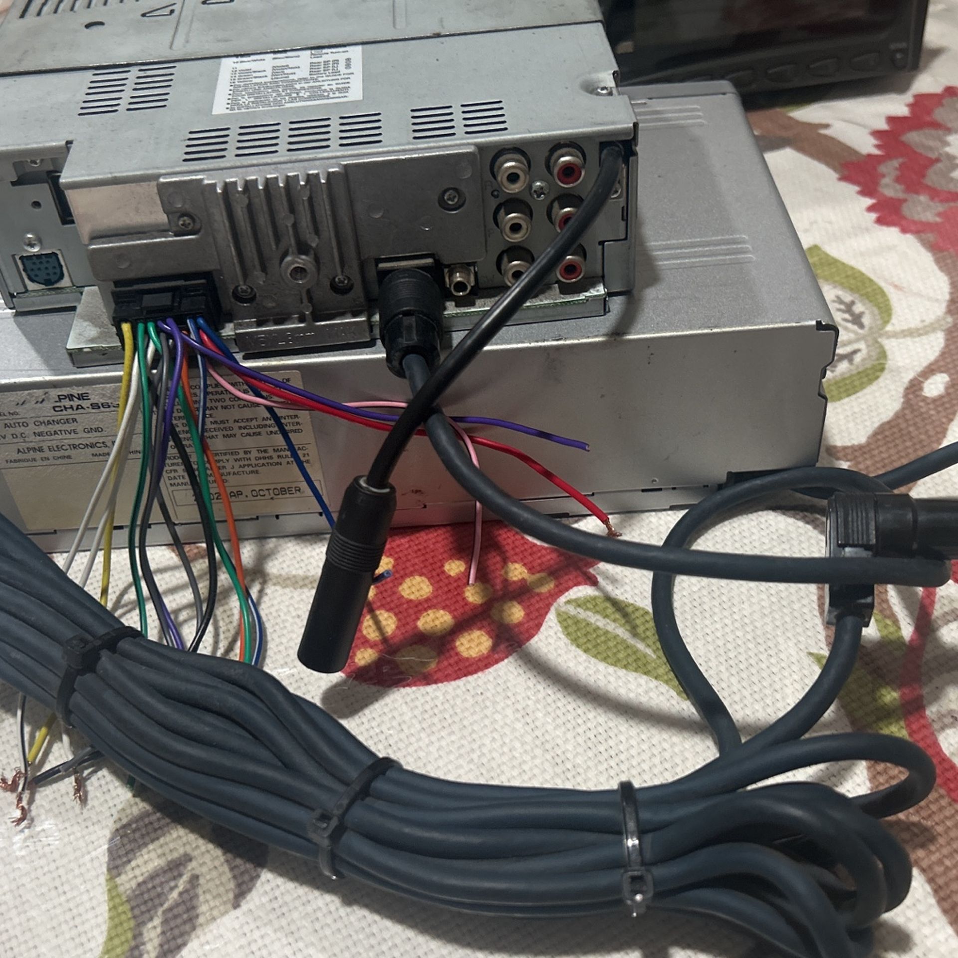 Alpine iDA-X100 And Alpine Cha-s634 for Sale in Pomona, CA - OfferUp