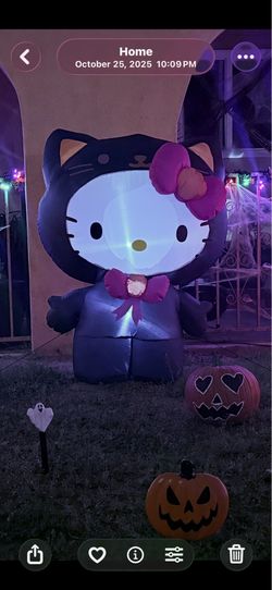 Hello kitty Halloween
