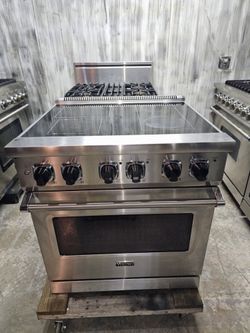 5 Series Viking Professional Electric Range Free Standing