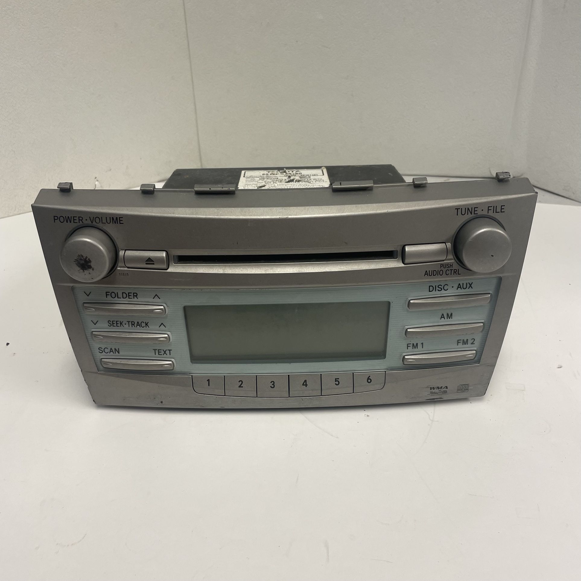 07-09 Toyota Camry AM FM CD MP3 11815 Radio Receiver OEM 86120-06180