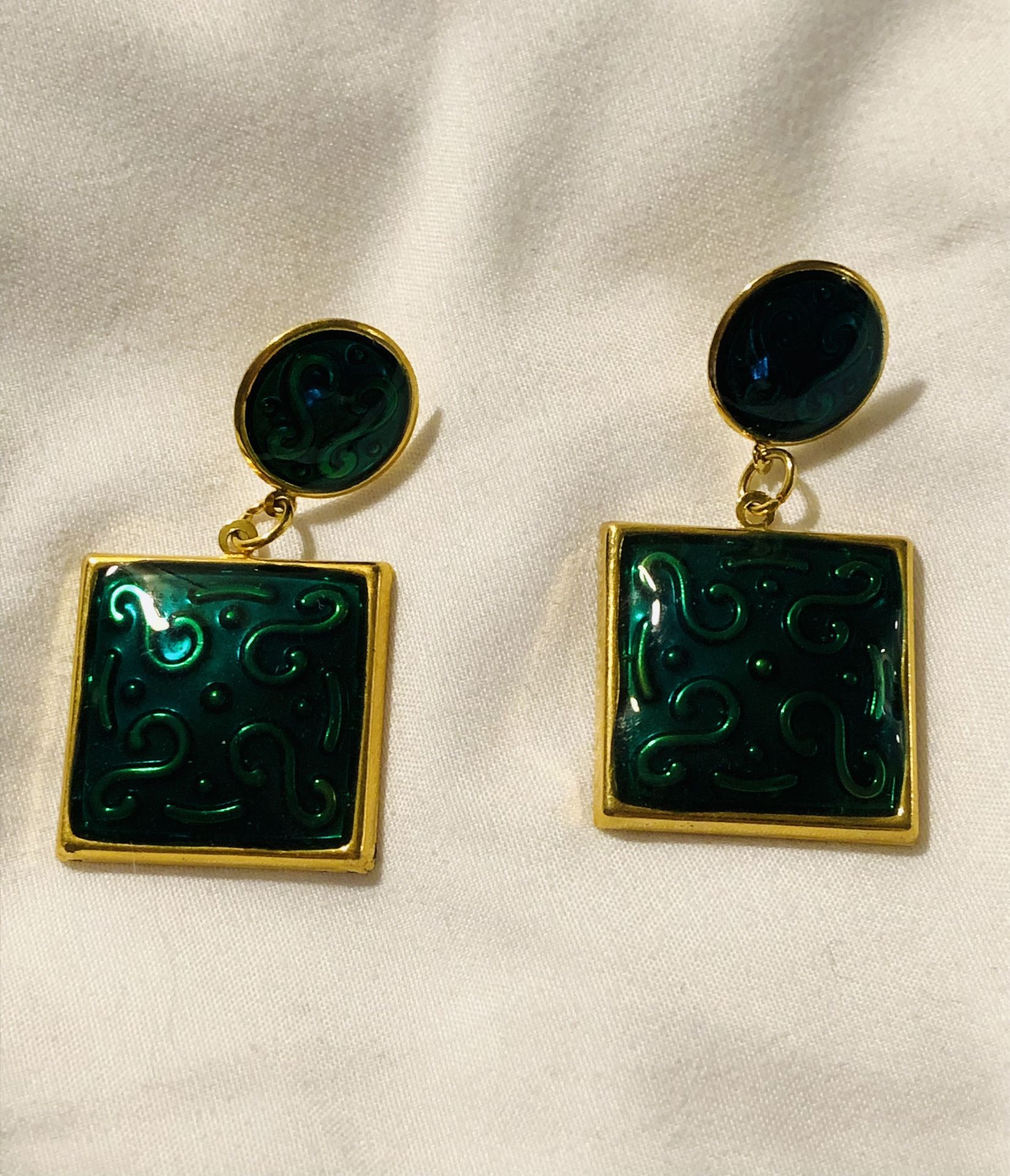 Vintage Costume Jewelry