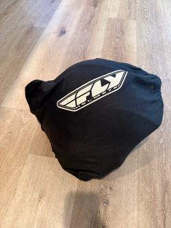 Motorcycle helmet (fly)