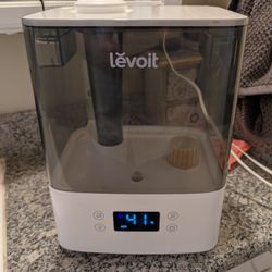 Levoit VeSynch Classic 300S Ultrasonic Smart Humidifier - Used - Working