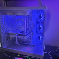White Custom Gaming PC i7 Ultra 265KF w/ RTX 5070