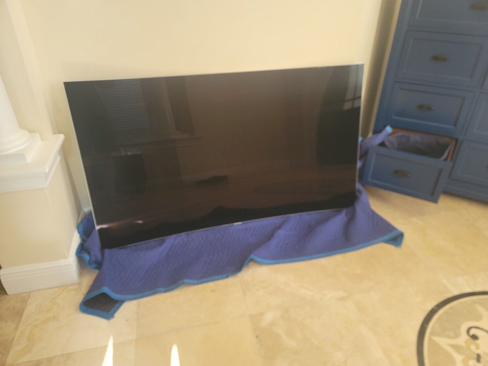 Samsung 65" Curved Display TV